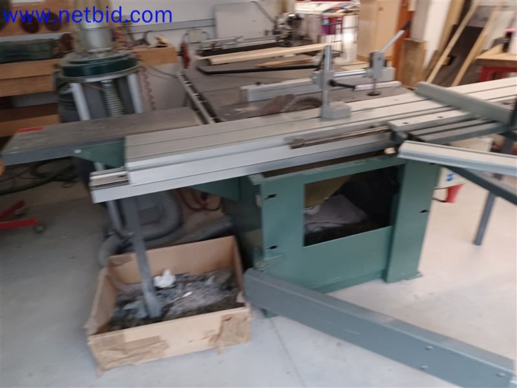 Stroje, systémy, kancelářské vybavení, příslušenství a IT části strojírenské společnosti pro "mikro" CNC stroje, výrobce řídicích prvků a vývojář softwaru.-3