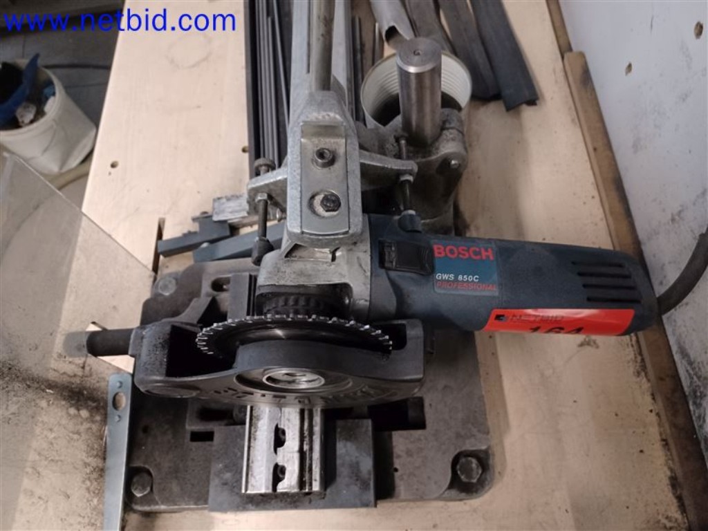 Maschinen, Anlagen, Büroeinrichtung, Zubehör und IT-Teile eines Maschinenbauers für „Kleinst“-CNC-Maschinen, Hersteller von Steuerelementen und Entwicklers von Software-4