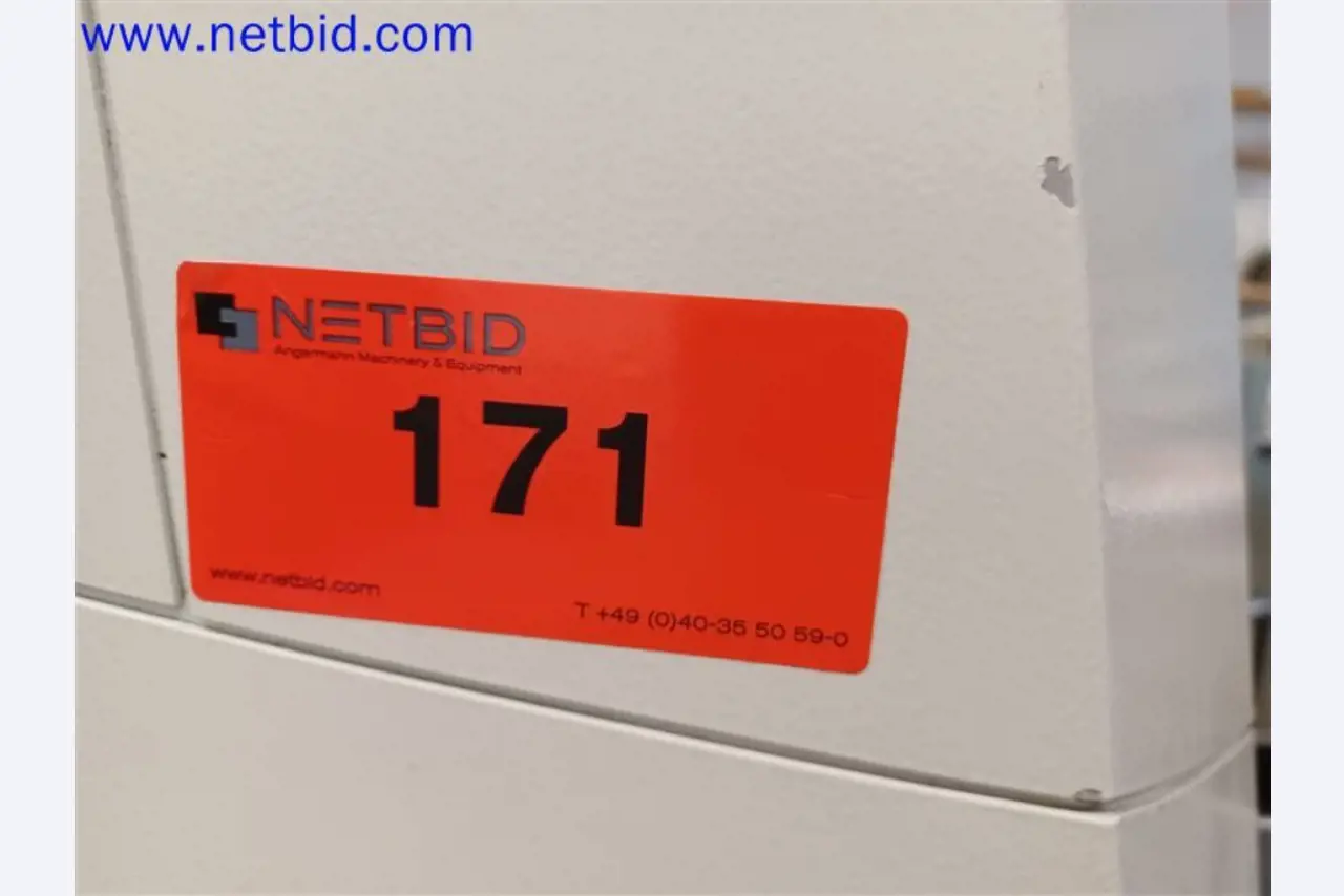 Maschinen, Anlagen, Büroeinrichtung, Zubehör und IT-Teile eines Maschinenbauers für „Kleinst“-CNC-Maschinen, Hersteller von Steuerelementen und Entwicklers von Software-2