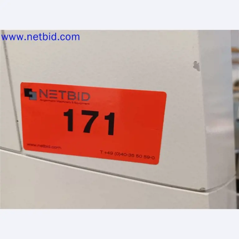 Maschinen, Anlagen, Büroeinrichtung, Zubehör und IT-Teile eines Maschinenbauers für „Kleinst“-CNC-Maschinen, Hersteller von Steuerelementen und Entwicklers von Software-2