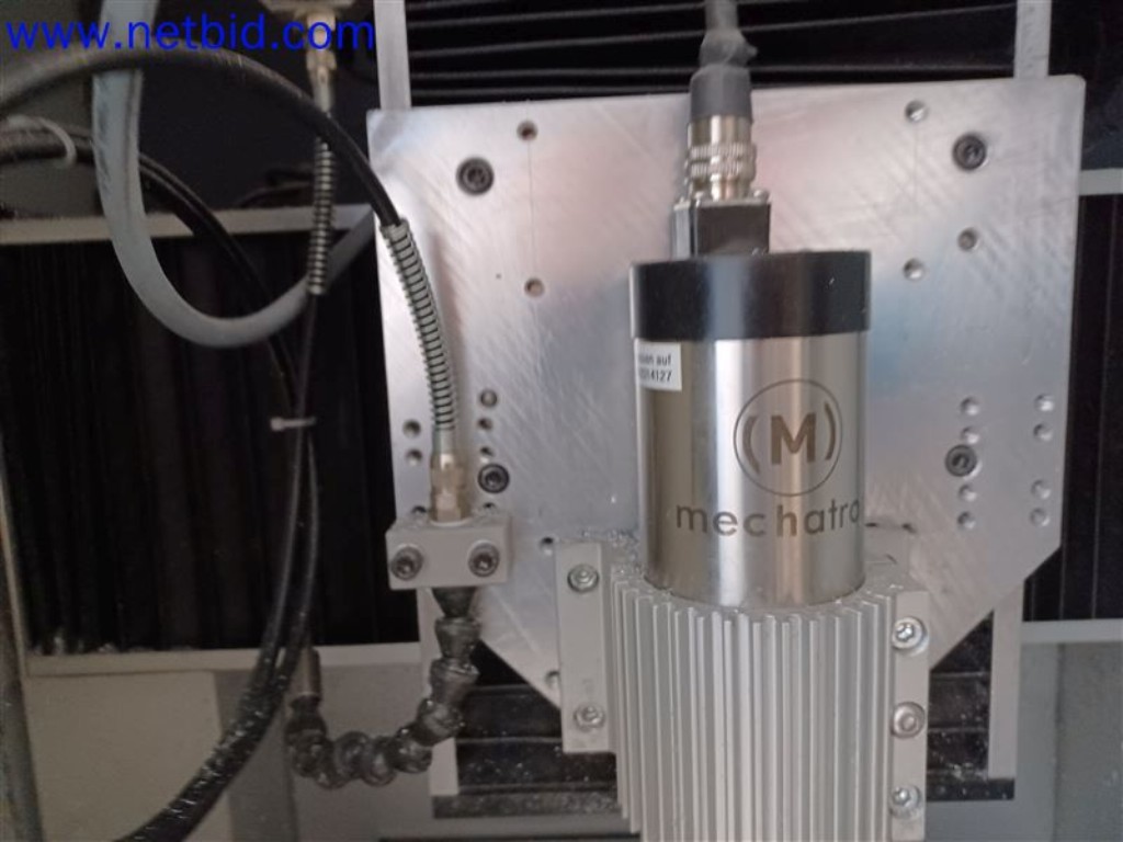 Maschinen, Anlagen, Büroeinrichtung, Zubehör und IT-Teile eines Maschinenbauers für „Kleinst“-CNC-Maschinen, Hersteller von Steuerelementen und Entwicklers von Software-3