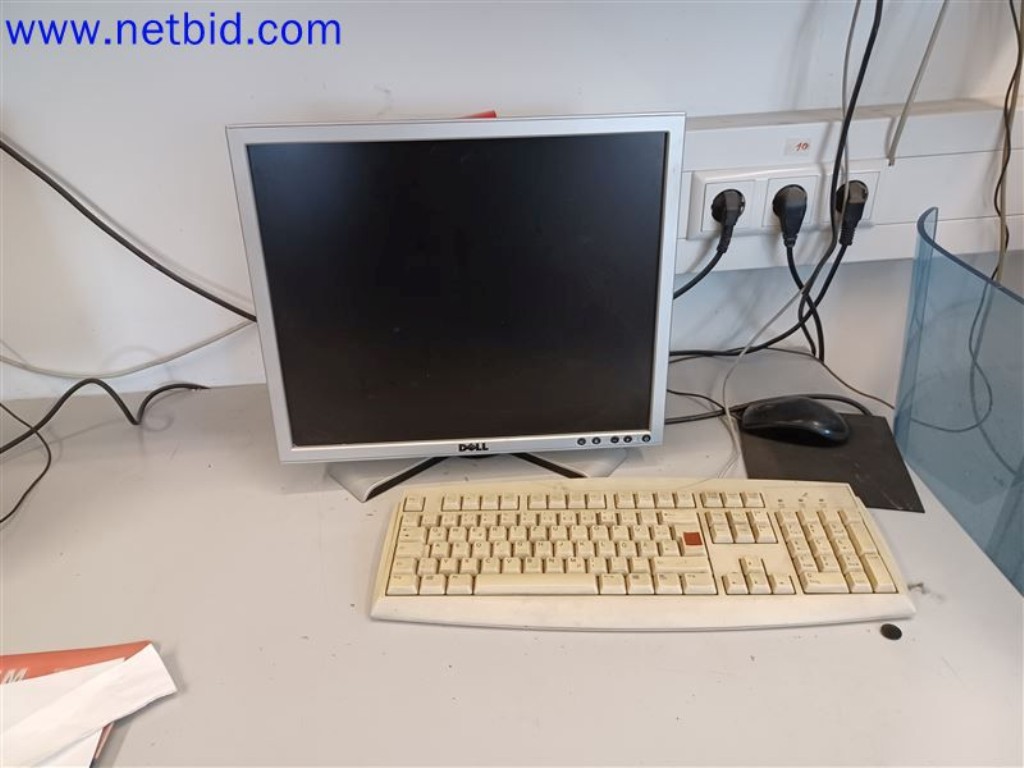 Stroje, systémy, kancelářské vybavení, příslušenství a IT části strojírenské společnosti pro "mikro" CNC stroje, výrobce řídicích prvků a vývojář softwaru.-6