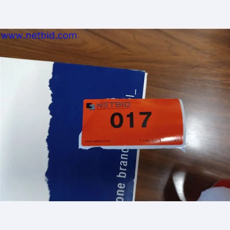 Stroje, systémy, kancelářské vybavení, příslušenství a IT části strojírenské společnosti pro "mikro" CNC stroje, výrobce řídicích prvků a vývojář softwaru.-2