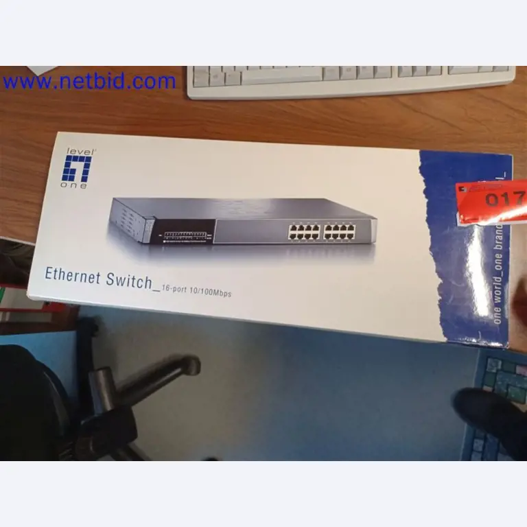 Stroje, systémy, kancelářské vybavení, příslušenství a IT části strojírenské společnosti pro "mikro" CNC stroje, výrobce řídicích prvků a vývojář softwaru.-1