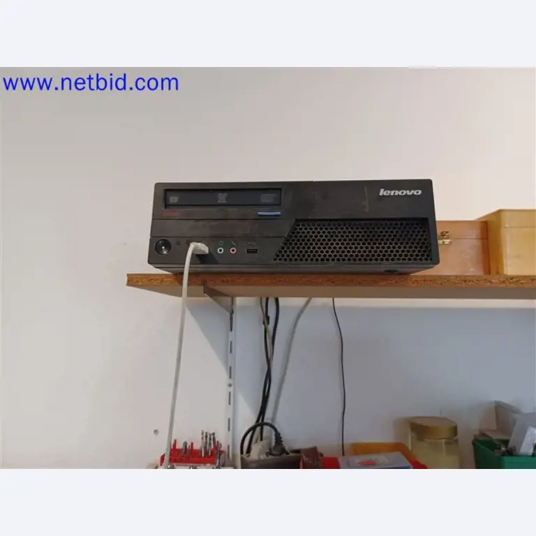 Stroje, systémy, kancelářské vybavení, příslušenství a IT části strojírenské společnosti pro "mikro" CNC stroje, výrobce řídicích prvků a vývojář softwaru.-10