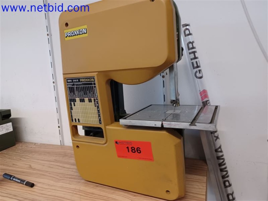 Maschinen, Anlagen, Büroeinrichtung, Zubehör und IT-Teile eines Maschinenbauers für „Kleinst“-CNC-Maschinen, Hersteller von Steuerelementen und Entwicklers von Software-1