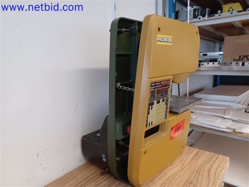 Maschinen, Anlagen, Büroeinrichtung, Zubehör und IT-Teile eines Maschinenbauers für „Kleinst“-CNC-Maschinen, Hersteller von Steuerelementen und Entwicklers von Software-4