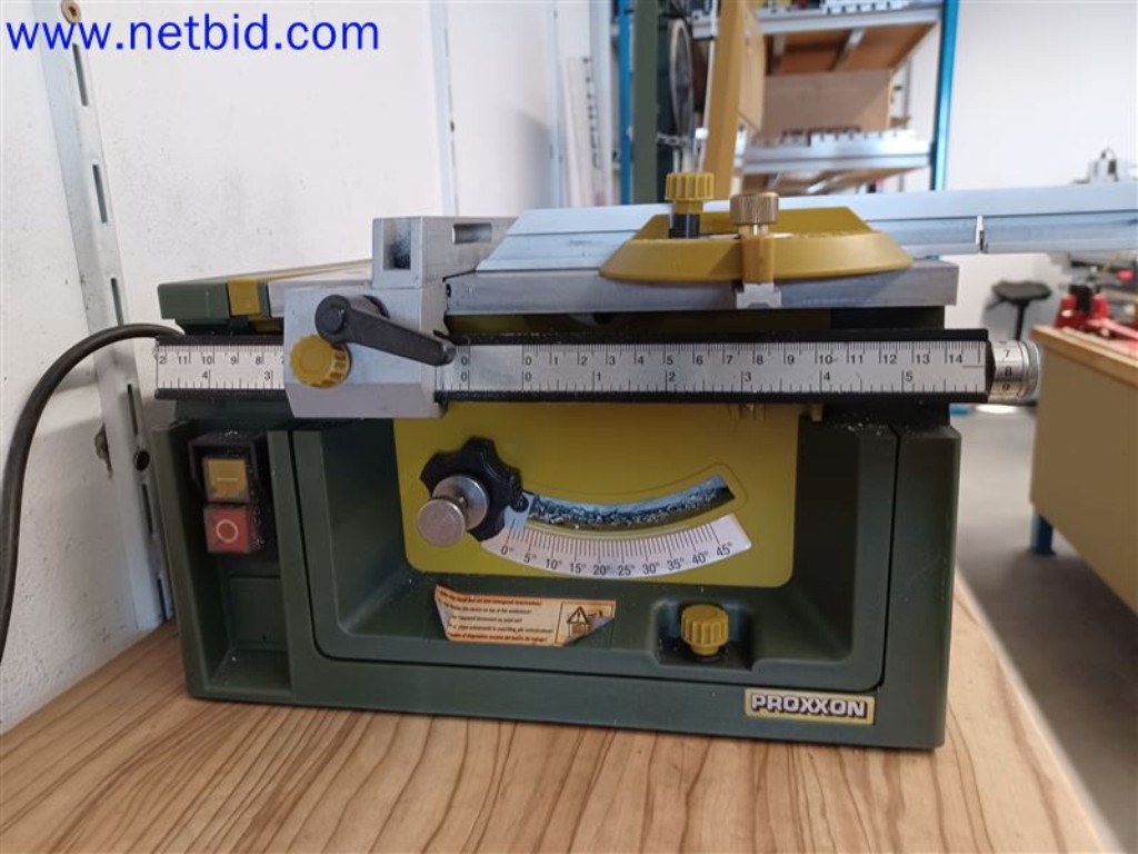 Maschinen, Anlagen, Büroeinrichtung, Zubehör und IT-Teile eines Maschinenbauers für „Kleinst“-CNC-Maschinen, Hersteller von Steuerelementen und Entwicklers von Software-7