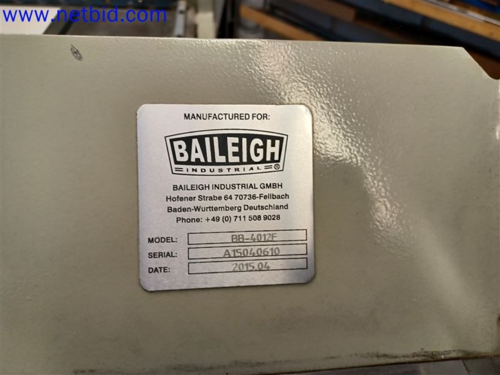 Stroje, systémy, kancelářské vybavení, příslušenství a IT části strojírenské společnosti pro "mikro" CNC stroje, výrobce řídicích prvků a vývojář softwaru.-3