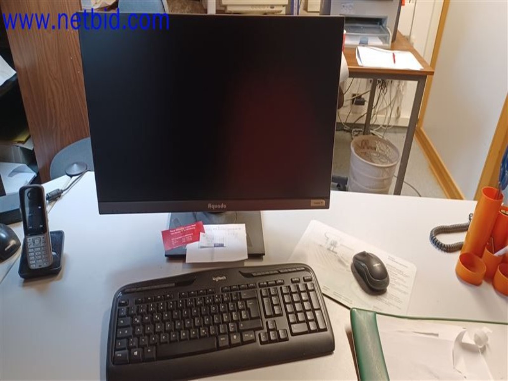 Stroje, systémy, kancelářské vybavení, příslušenství a IT části strojírenské společnosti pro "mikro" CNC stroje, výrobce řídicích prvků a vývojář softwaru.-3