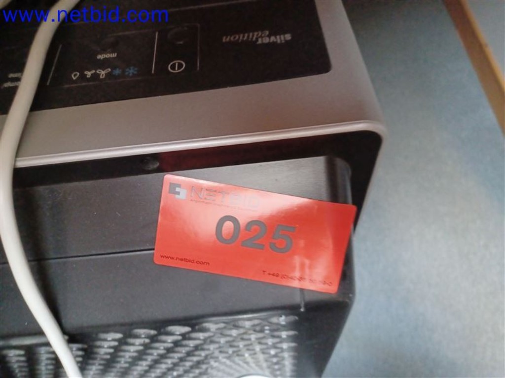 Stroje, systémy, kancelářské vybavení, příslušenství a IT části strojírenské společnosti pro "mikro" CNC stroje, výrobce řídicích prvků a vývojář softwaru.-2