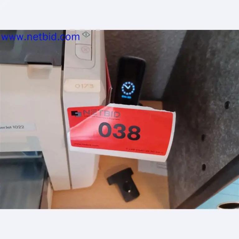 Stroje, systémy, kancelářské vybavení, příslušenství a IT části strojírenské společnosti pro "mikro" CNC stroje, výrobce řídicích prvků a vývojář softwaru.-2