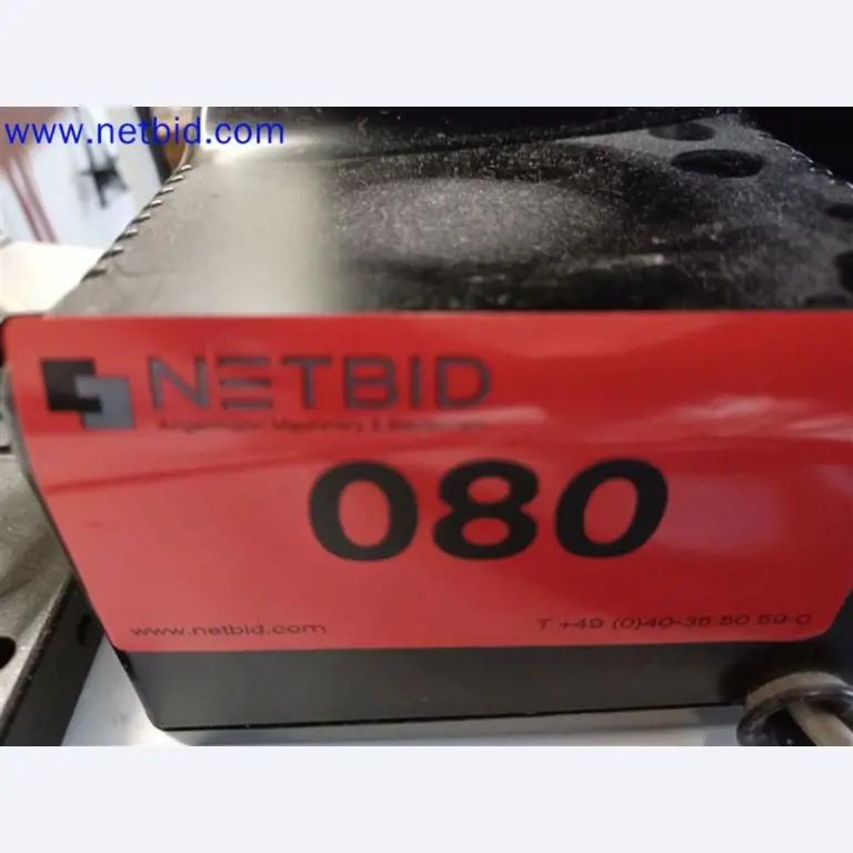 Stroje, systémy, kancelářské vybavení, příslušenství a IT části strojírenské společnosti pro "mikro" CNC stroje, výrobce řídicích prvků a vývojář softwaru.-2