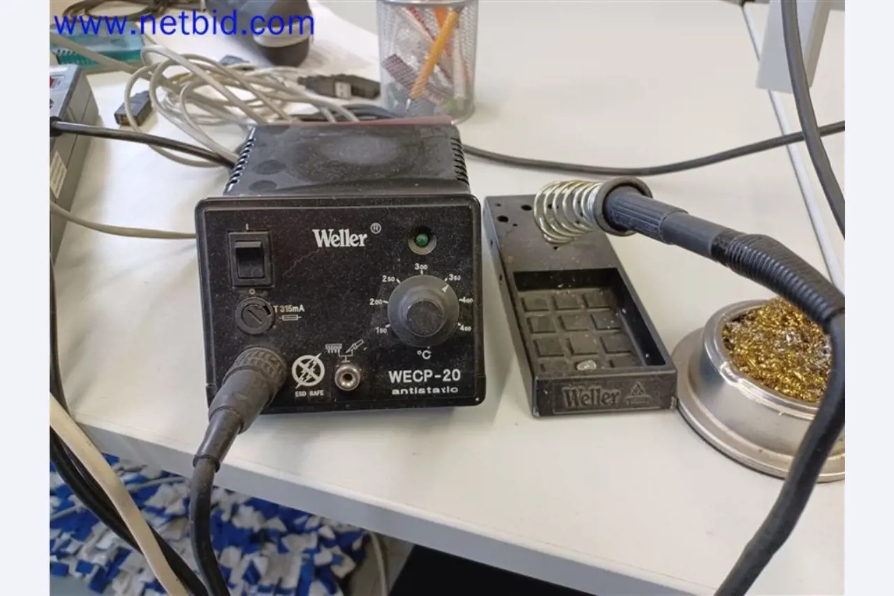 Stroje, systémy, kancelářské vybavení, příslušenství a IT části strojírenské společnosti pro "mikro" CNC stroje, výrobce řídicích prvků a vývojář softwaru.-1