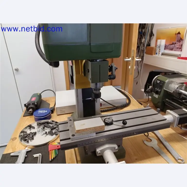 Maschinen, Anlagen, Büroeinrichtung, Zubehör und IT-Teile eines Maschinenbauers für „Kleinst“-CNC-Maschinen, Hersteller von Steuerelementen und Entwicklers von Software-1