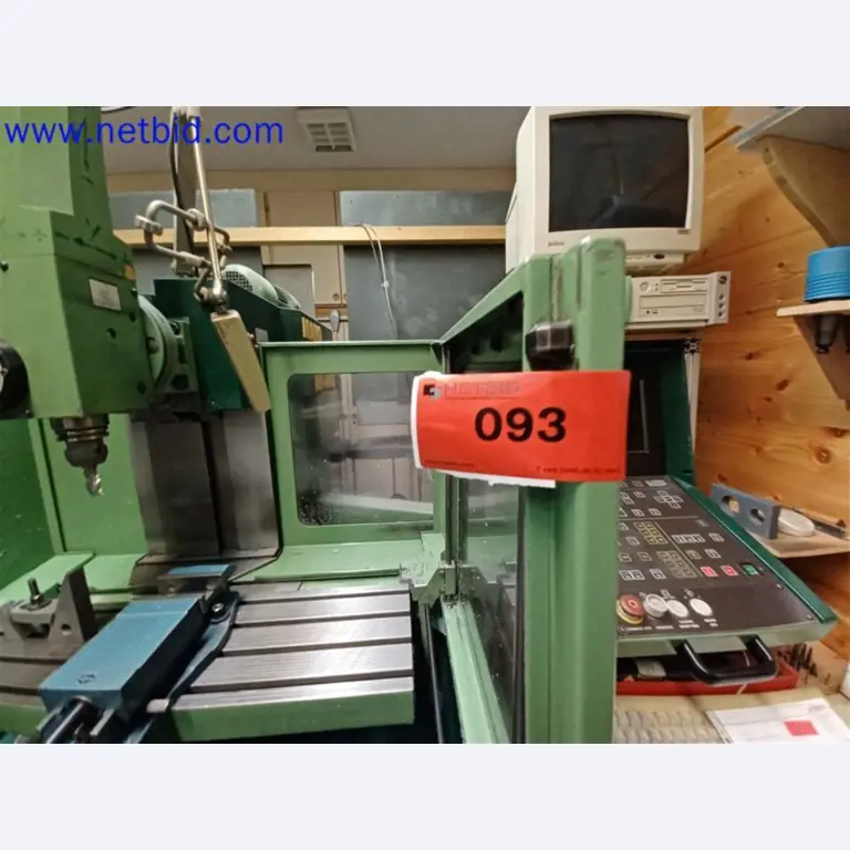 Stroje, systémy, kancelářské vybavení, příslušenství a IT části strojírenské společnosti pro "mikro" CNC stroje, výrobce řídicích prvků a vývojář softwaru.-2