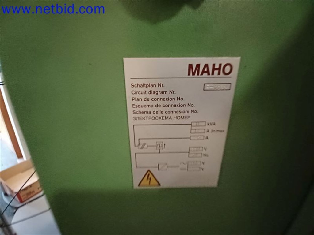 Stroje, systémy, kancelářské vybavení, příslušenství a IT části strojírenské společnosti pro "mikro" CNC stroje, výrobce řídicích prvků a vývojář softwaru.-6