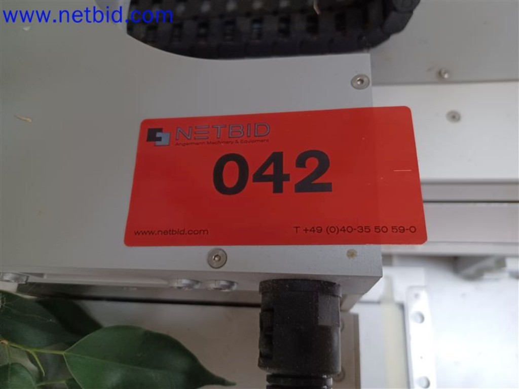 Maschinen, Anlagen, Büroeinrichtung, Zubehör und IT-Teile eines Maschinenbauers für „Kleinst“-CNC-Maschinen, Hersteller von Steuerelementen und Entwicklers von Software-2