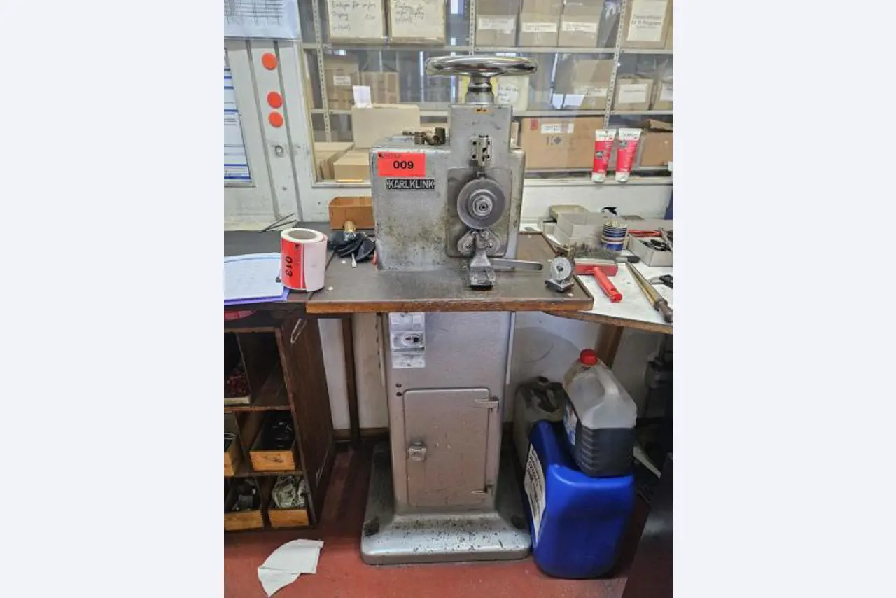 Machines, systemen en kantoorapparatuur voor een ringenfabrikant-3