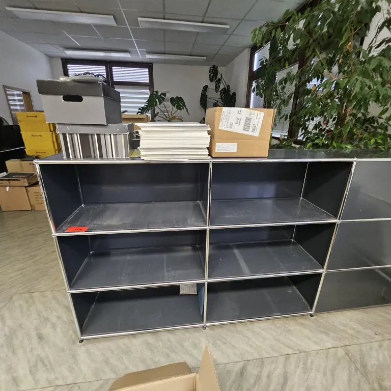 Příborník USM Haller