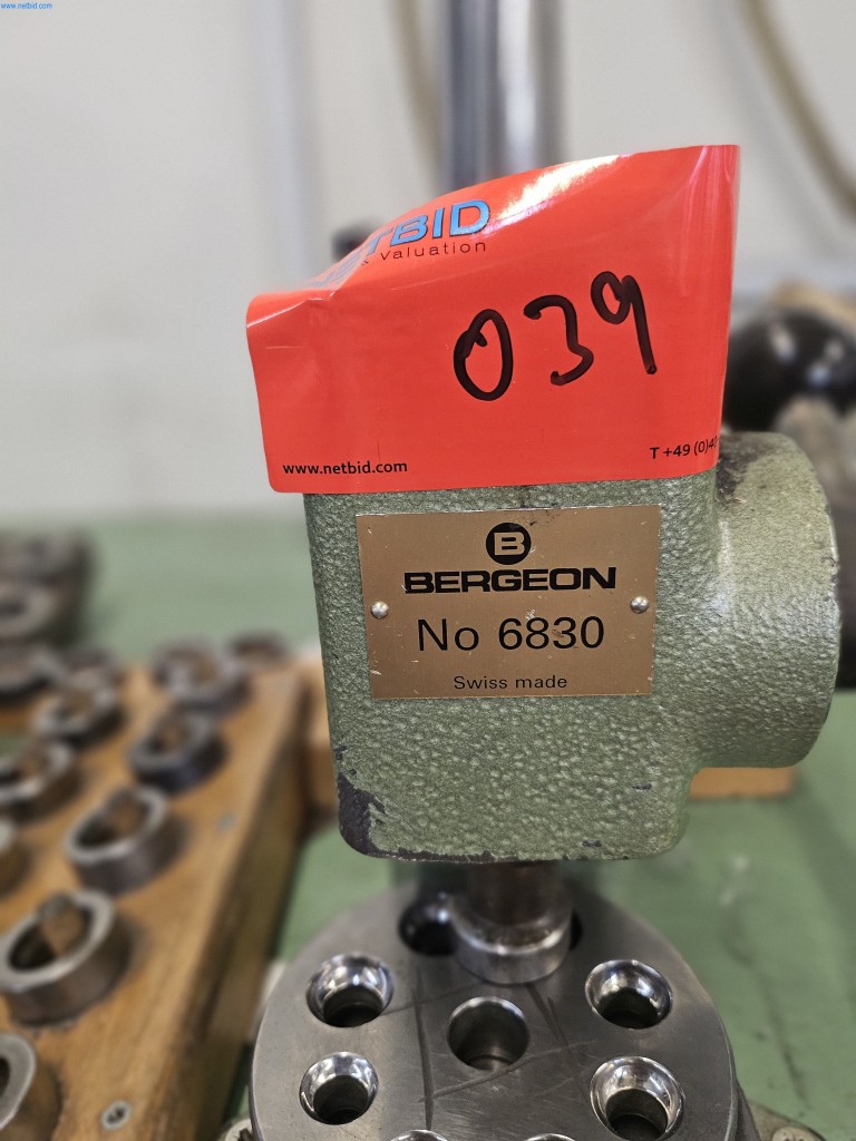 Maschinen, Anlagen und Büroeinrichtung einer Ringmanufaktur -2