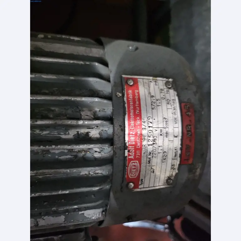 Machines, systemen en kantoorapparatuur voor een ringenfabrikant-3