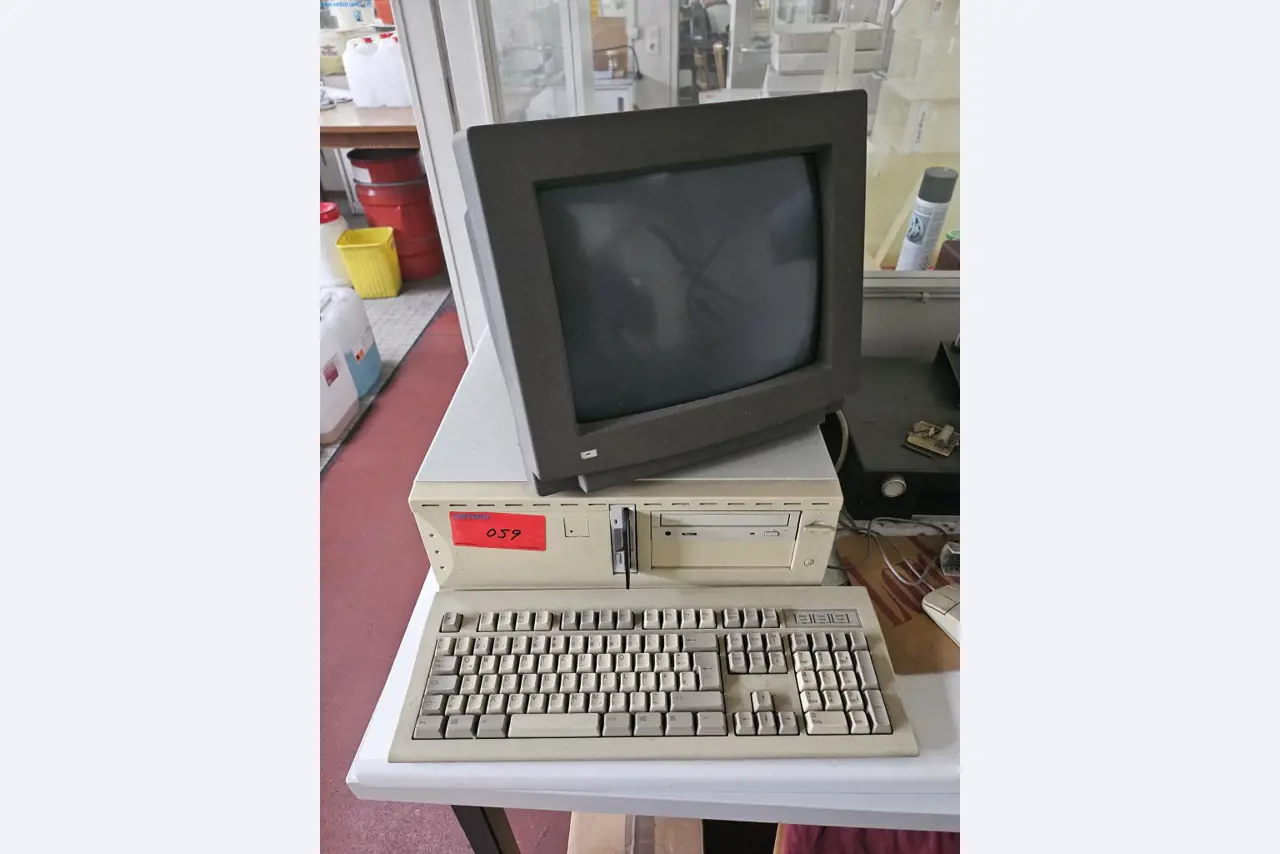 Stroje, systémy a kancelářské vybavení pro výrobce kroužků-1