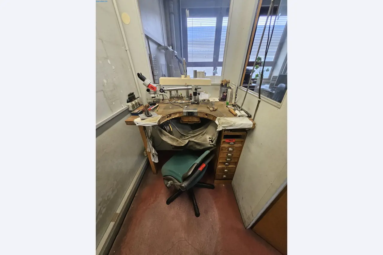 Stroje, systémy a kancelářské vybavení pro výrobce kroužků-4