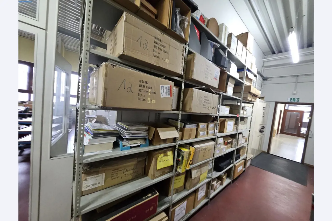 Maschinen, Anlagen und Büroeinrichtung einer Ringmanufaktur -6