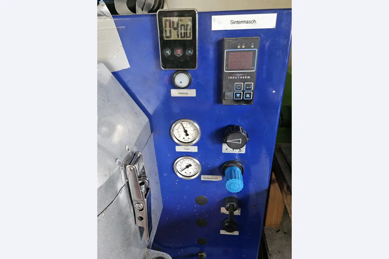 Machines, systemen en kantoorapparatuur voor een ringenfabrikant-5