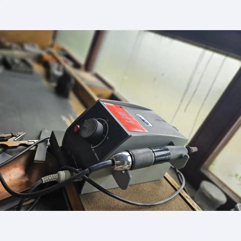 Maschinen, Anlagen und Büroeinrichtung einer Ringmanufaktur -1