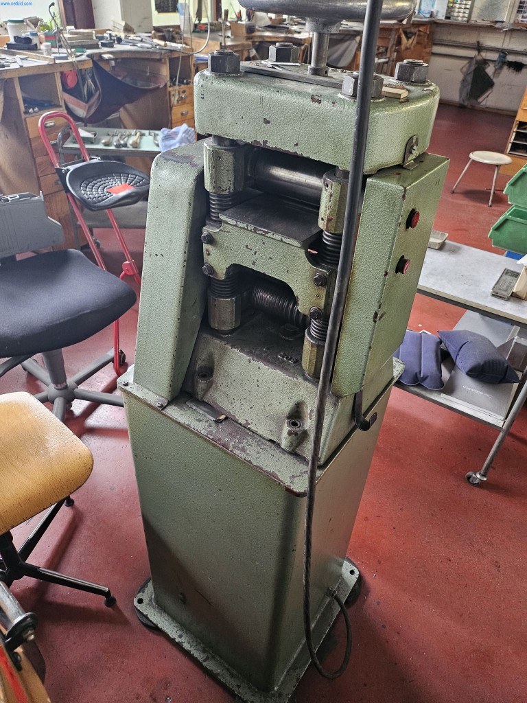 Stroje, systémy a kancelářské vybavení pro výrobce kroužků-2