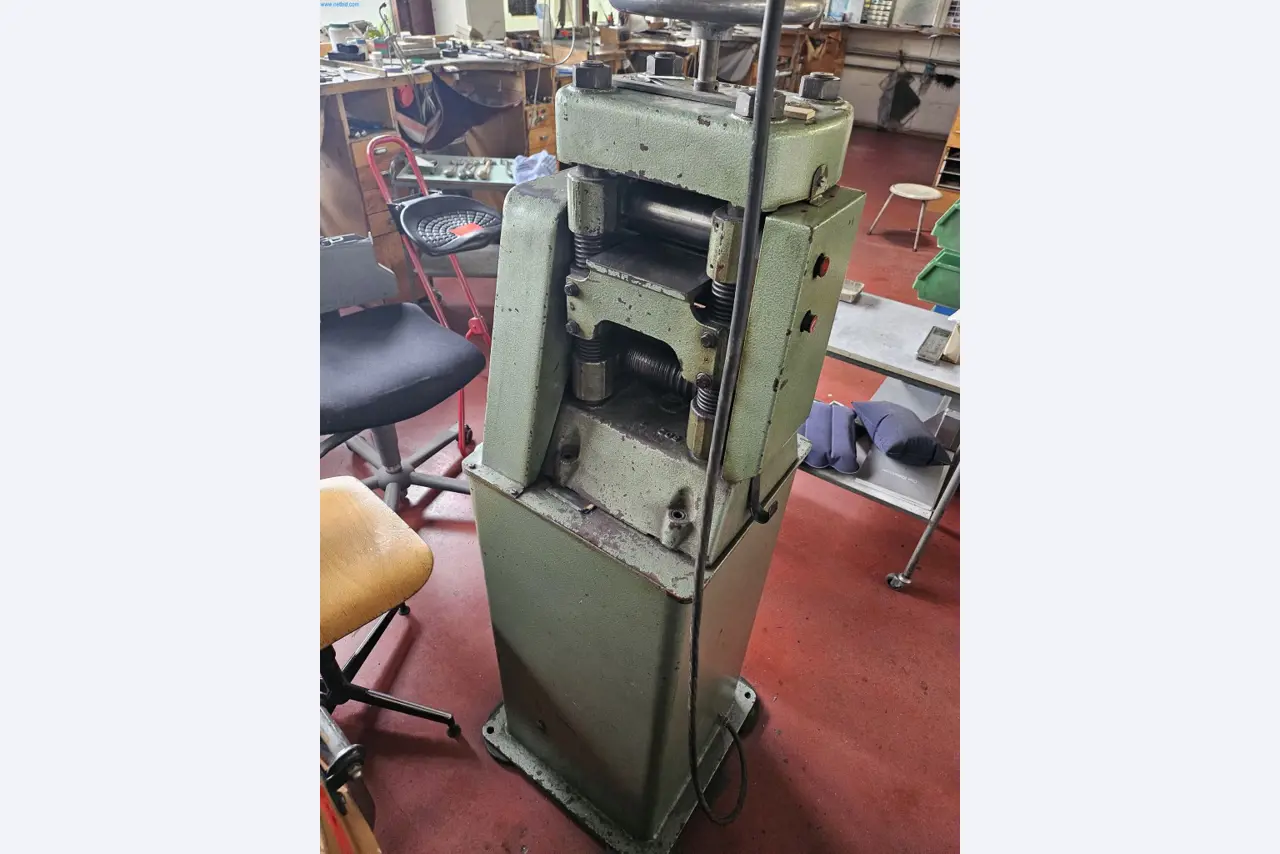 Stroje, systémy a kancelářské vybavení pro výrobce kroužků-2