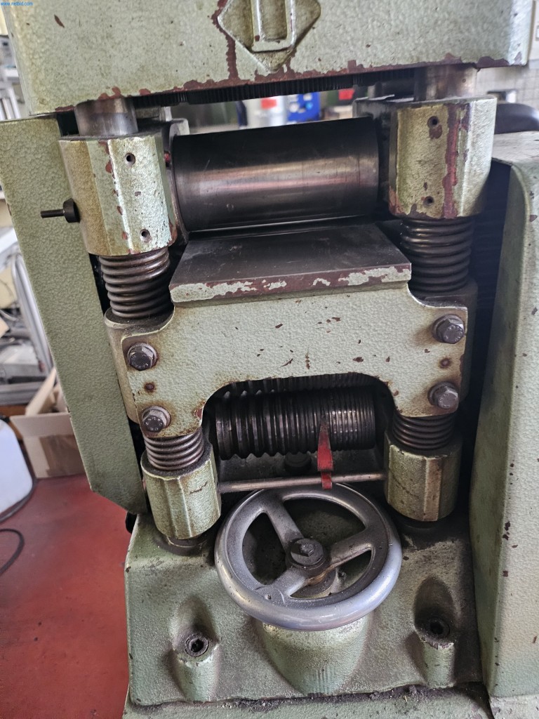 Stroje, systémy a kancelářské vybavení pro výrobce kroužků-3