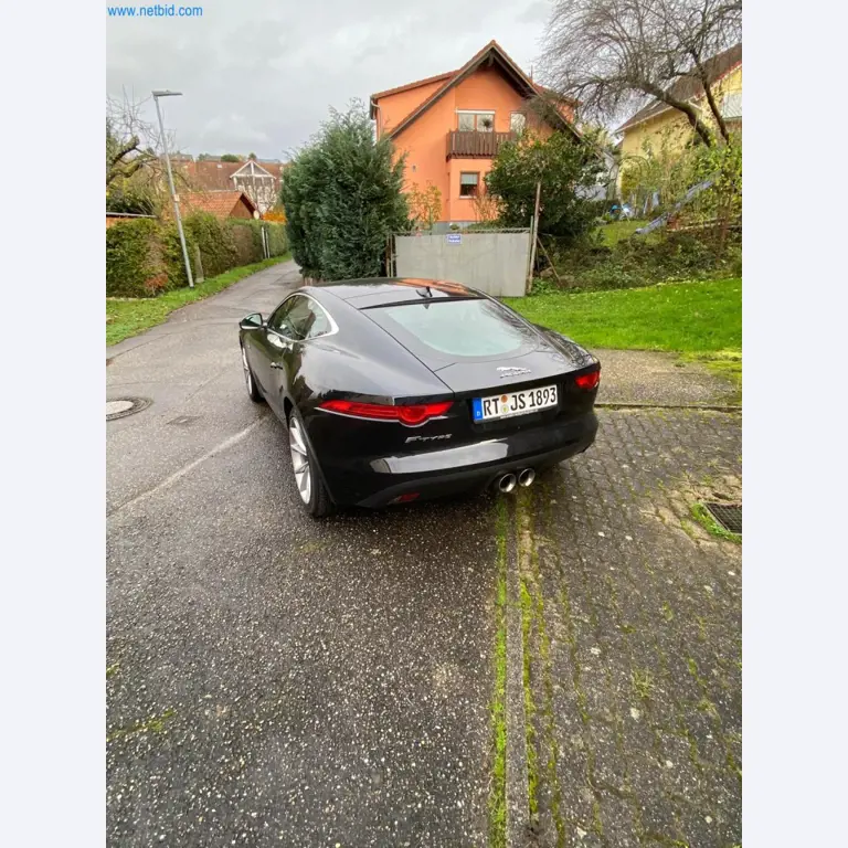 Machines, systemen en kantoorapparatuur voor een ringenfabrikant-17