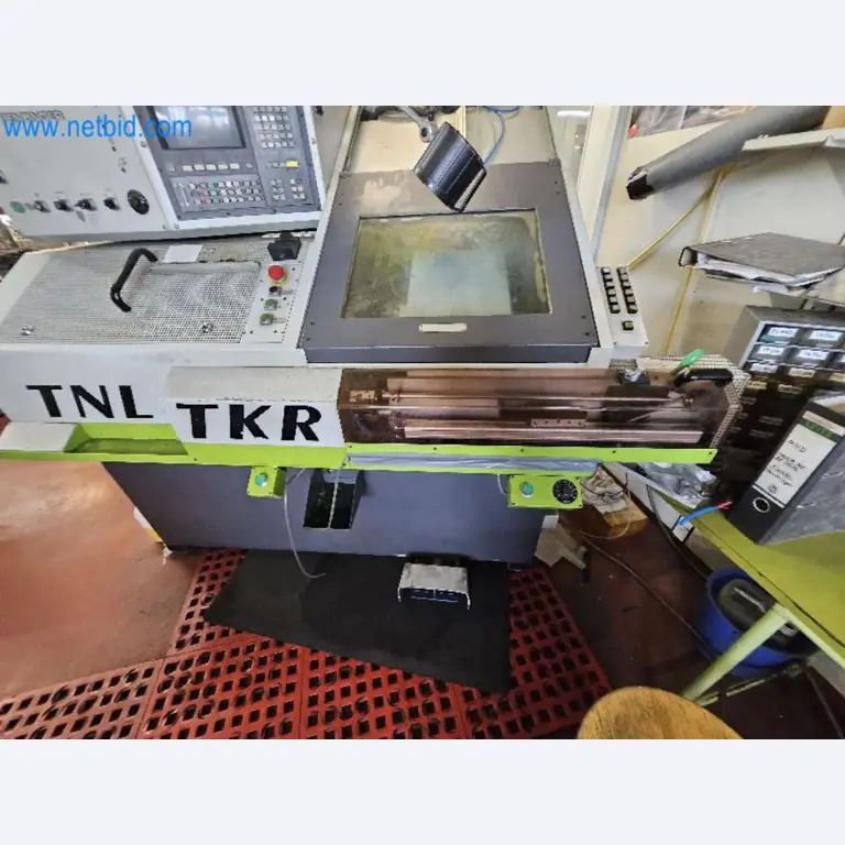 Machines, systemen en kantoorapparatuur voor een ringenfabrikant-10