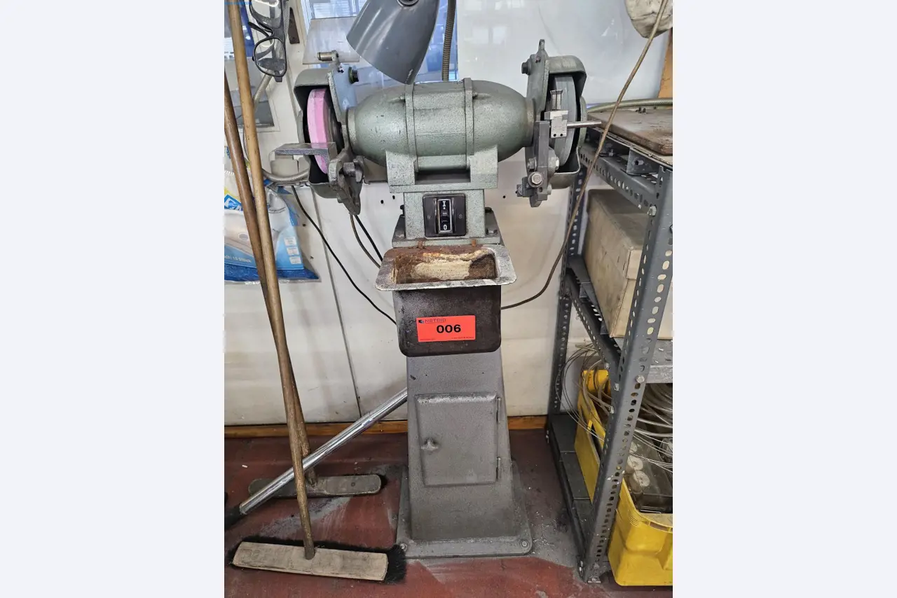 Maschinen, Anlagen und Büroeinrichtung einer Ringmanufaktur -1