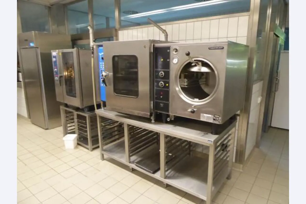 Medical technical equipment, operating theater equipment, sterile trays and hospital equipment and furniture-3