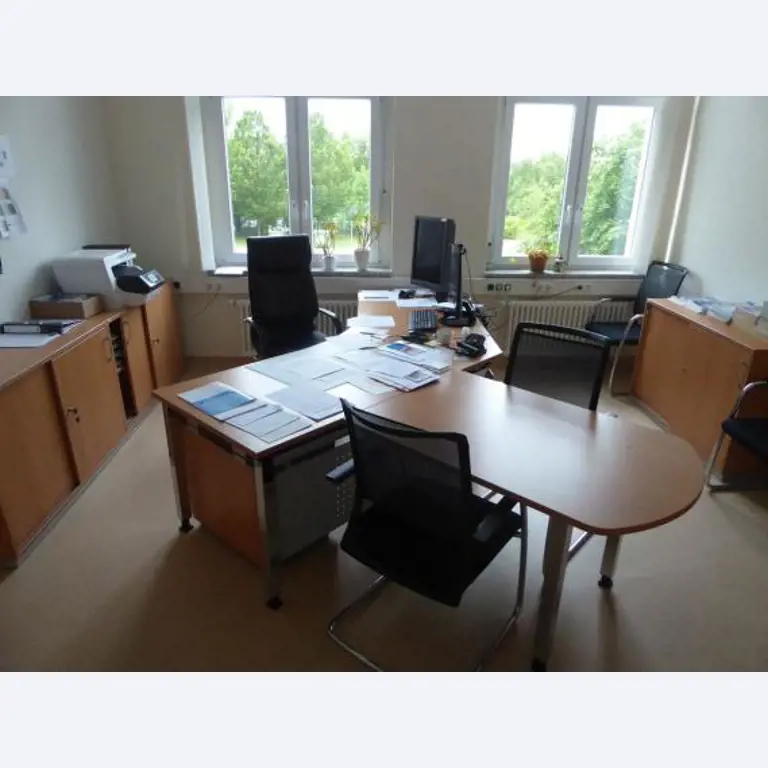 Medical technical equipment, operating theater equipment, sterile trays and hospital equipment and furniture-23