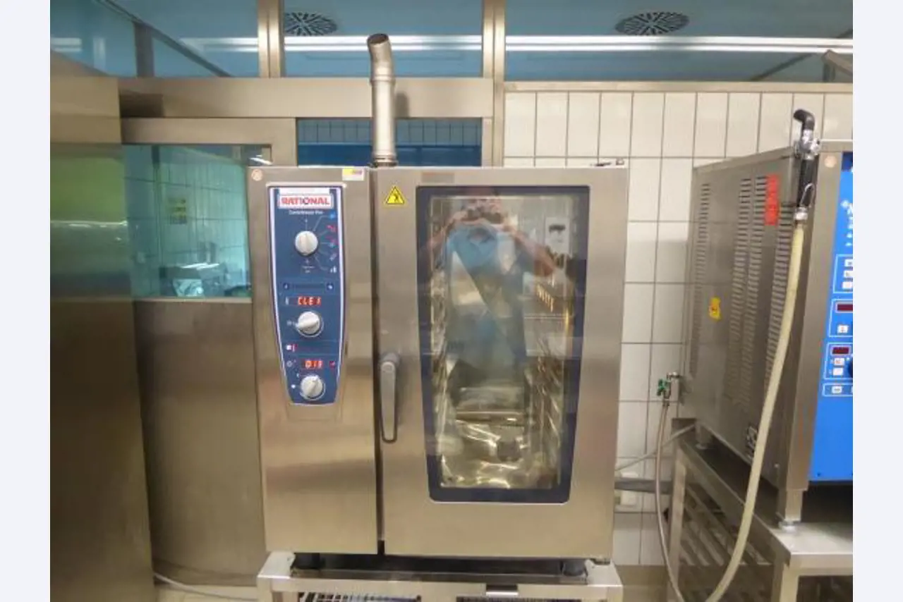 Medical technical equipment, operating theater equipment, sterile trays and hospital equipment and furniture-4