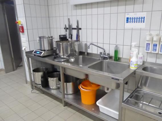 Medical technical equipment, operating theater equipment, sterile trays and hospital equipment and furniture-6