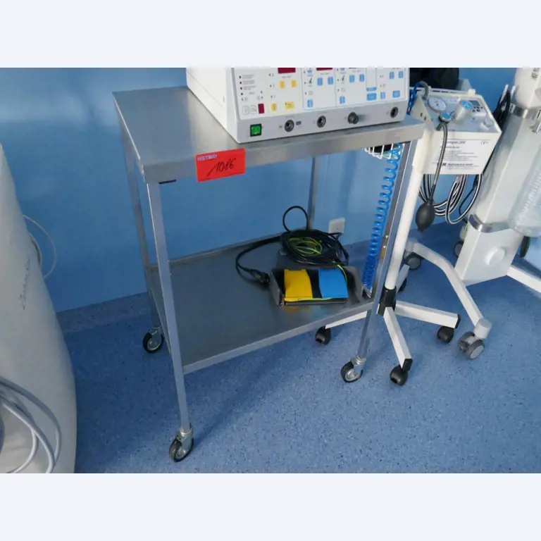 Medyczny sprzęt techniczny, wyposażenie sal operacyjnych, sterylne tace oraz sprzęt i meble szpitalne-1