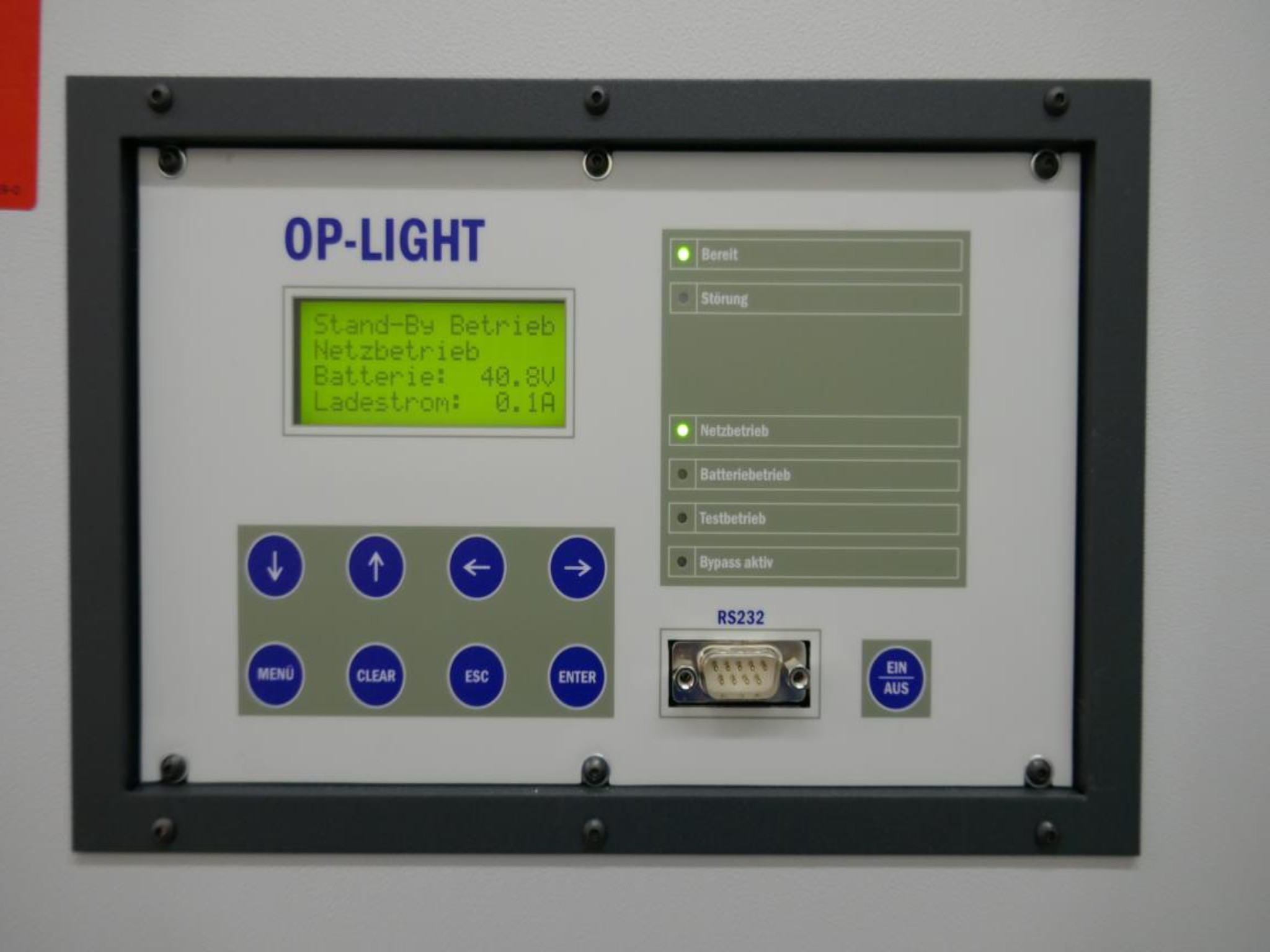 Medyczny sprzęt techniczny, wyposażenie sal operacyjnych, sterylne tace oraz sprzęt i meble szpitalne-3