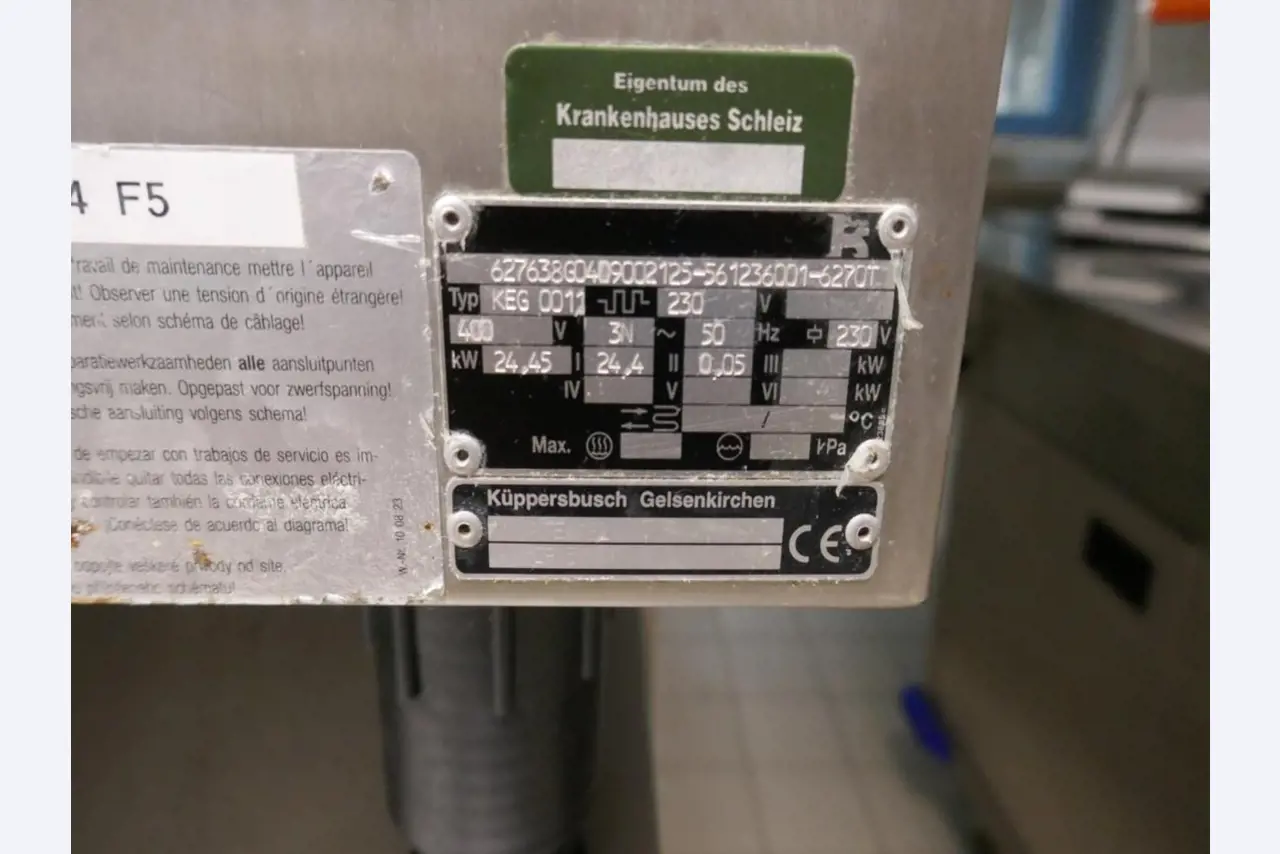 Medyczny sprzęt techniczny, wyposażenie sal operacyjnych, sterylne tace oraz sprzęt i meble szpitalne-2