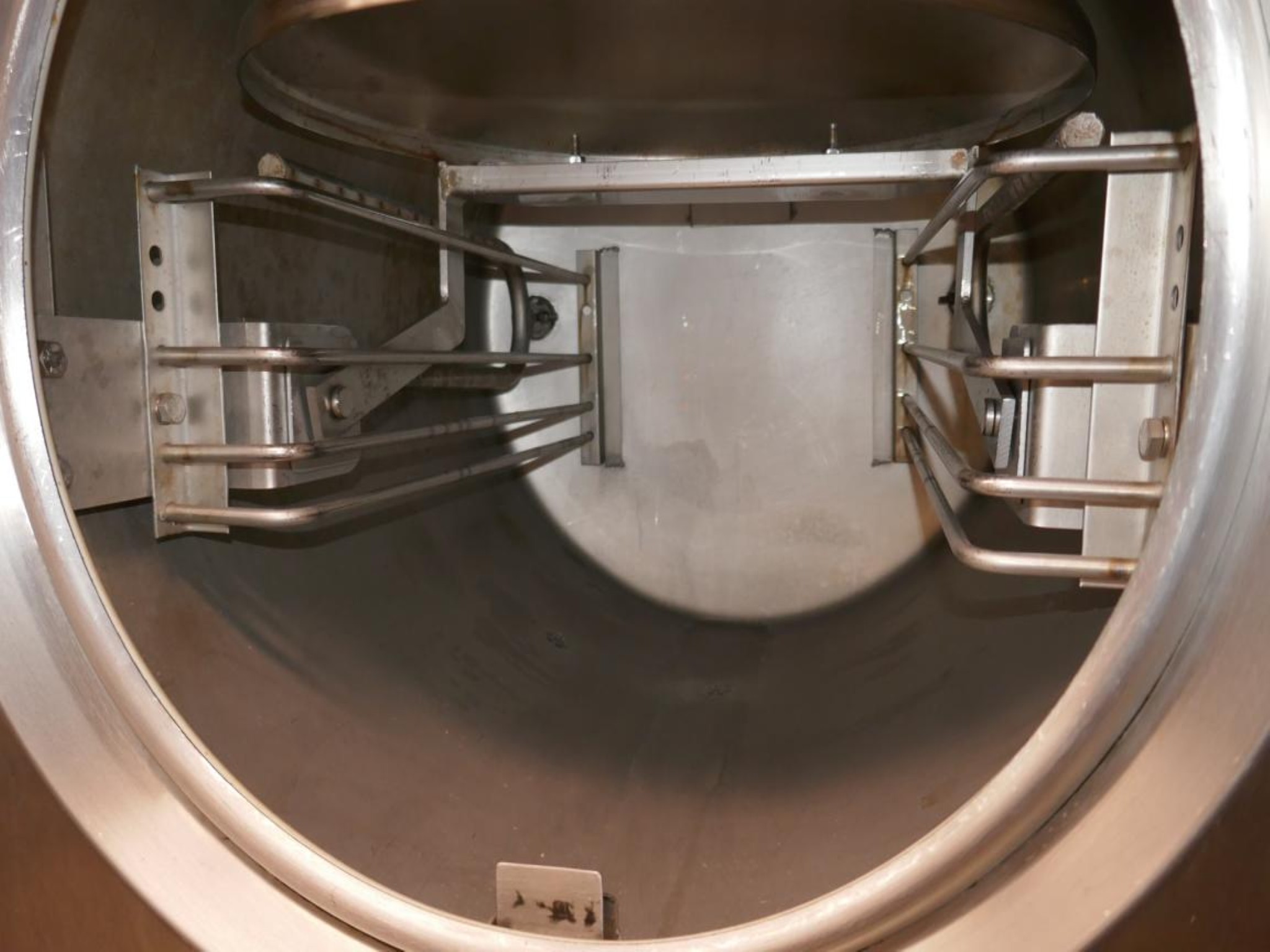 Medyczny sprzęt techniczny, wyposażenie sal operacyjnych, sterylne tace oraz sprzęt i meble szpitalne-4