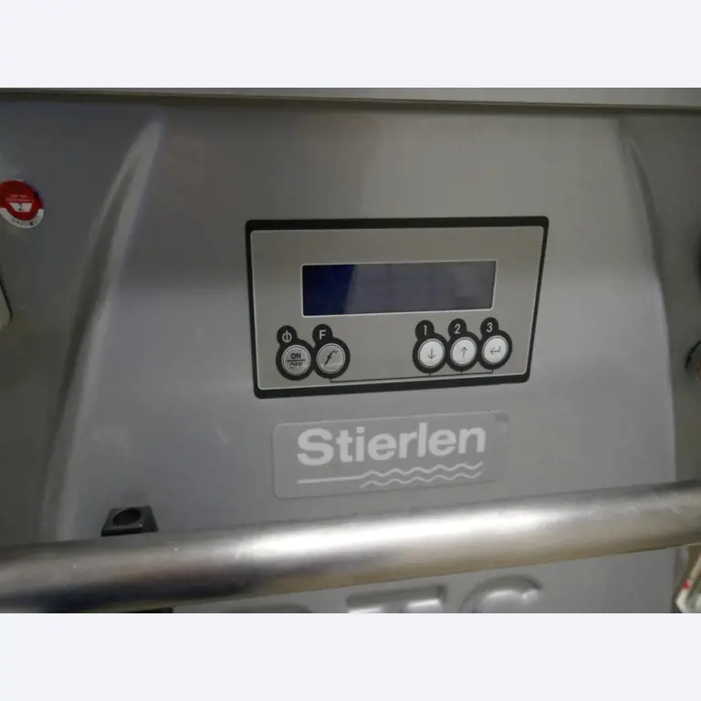 Medyczny sprzęt techniczny, wyposażenie sal operacyjnych, sterylne tace oraz sprzęt i meble szpitalne-4