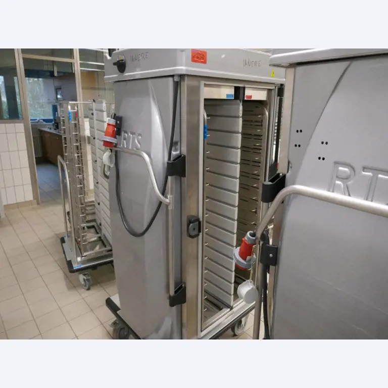 Medyczny sprzęt techniczny, wyposażenie sal operacyjnych, sterylne tace oraz sprzęt i meble szpitalne-1