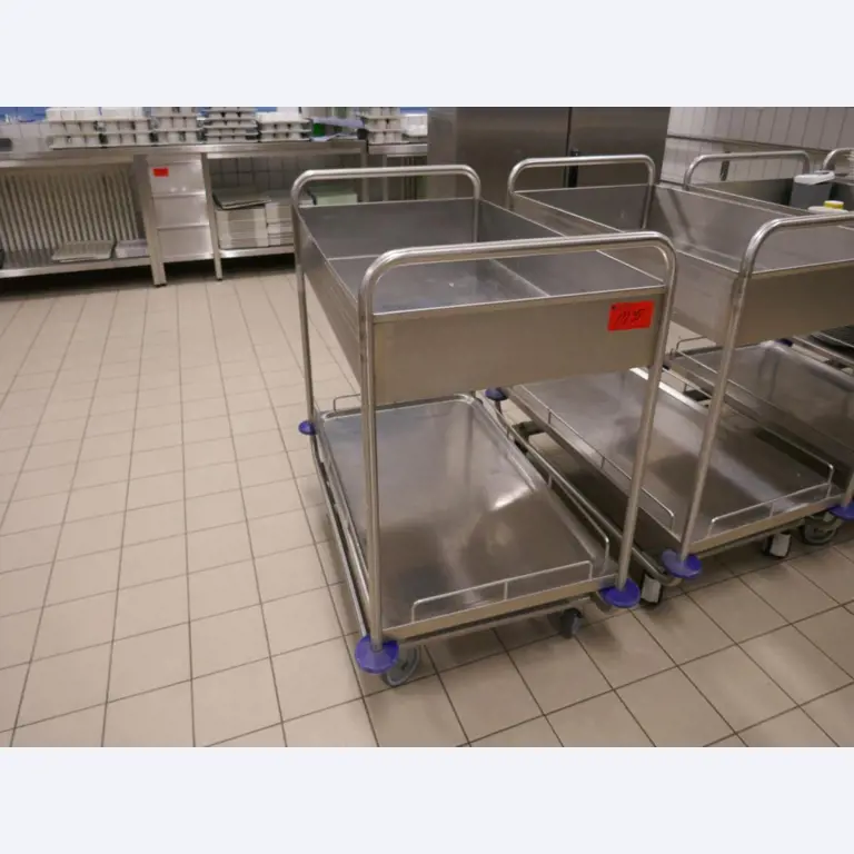 Medyczny sprzęt techniczny, wyposażenie sal operacyjnych, sterylne tace oraz sprzęt i meble szpitalne-1