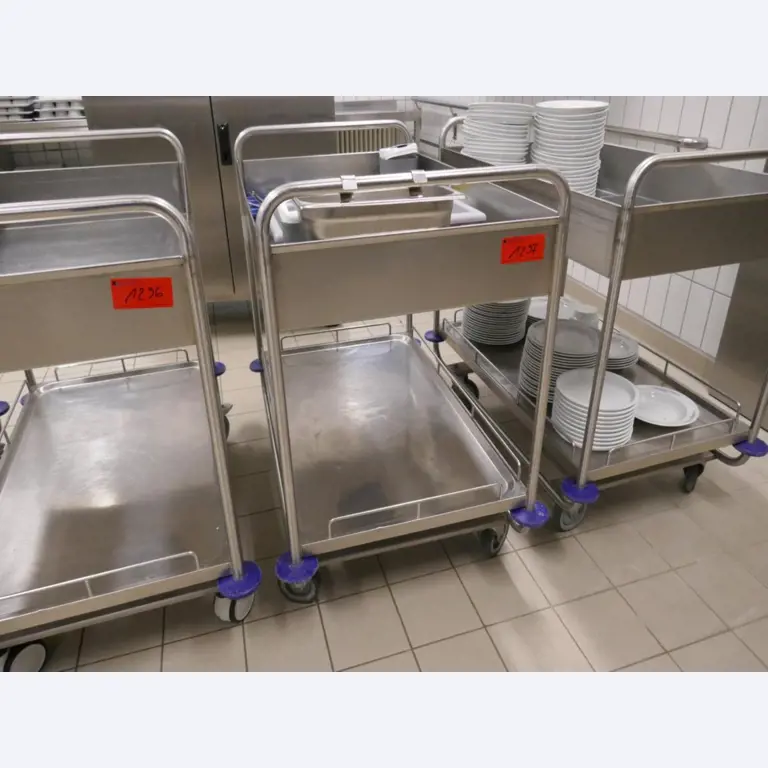 Medyczny sprzęt techniczny, wyposażenie sal operacyjnych, sterylne tace oraz sprzęt i meble szpitalne-1