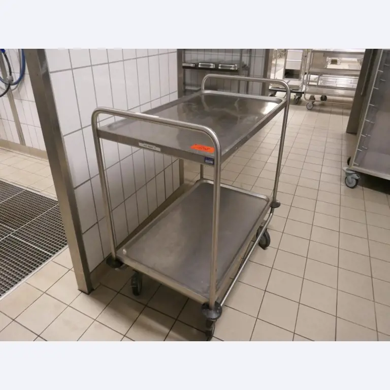 Medyczny sprzęt techniczny, wyposażenie sal operacyjnych, sterylne tace oraz sprzęt i meble szpitalne-1